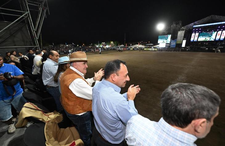 Osvaldo Jaldo participó de la Fiesta Nacional e Internacional del Caballo y destacó su valor cultural y familiar