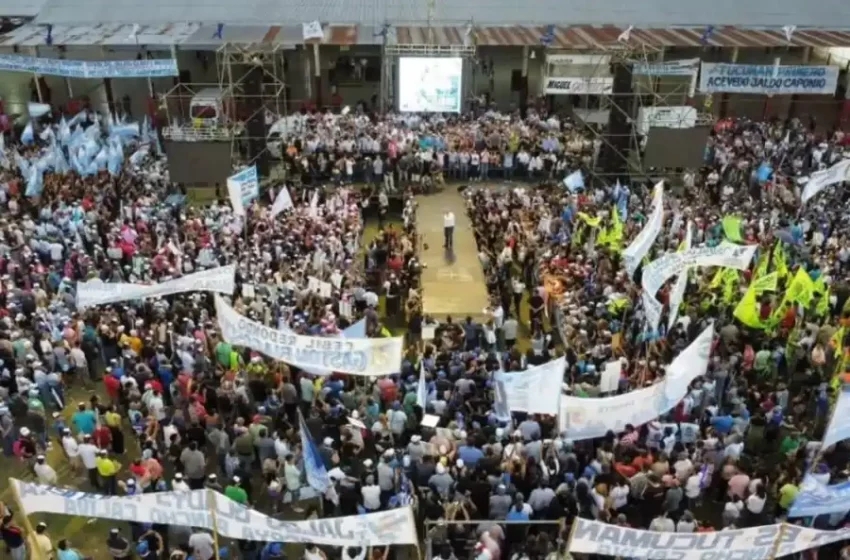 Multitudinario acto en Ranchillos: Jaldo llamó a “llenar las urnas de votos peronistas” y auguró un triunfo contundente el 26 de octubre