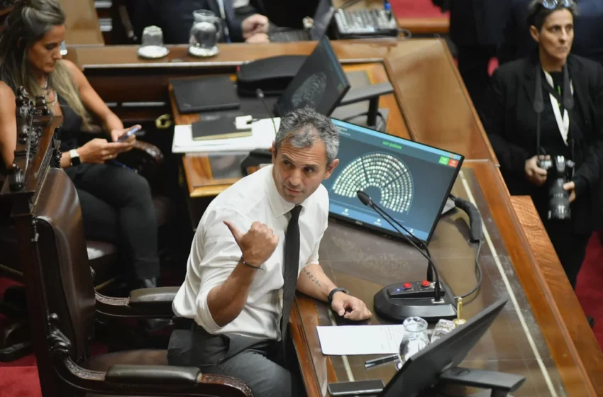 El Gobierno evalúa desdoblar las extraordinarias: Presupuesto, reformas y el nuevo Código Penal