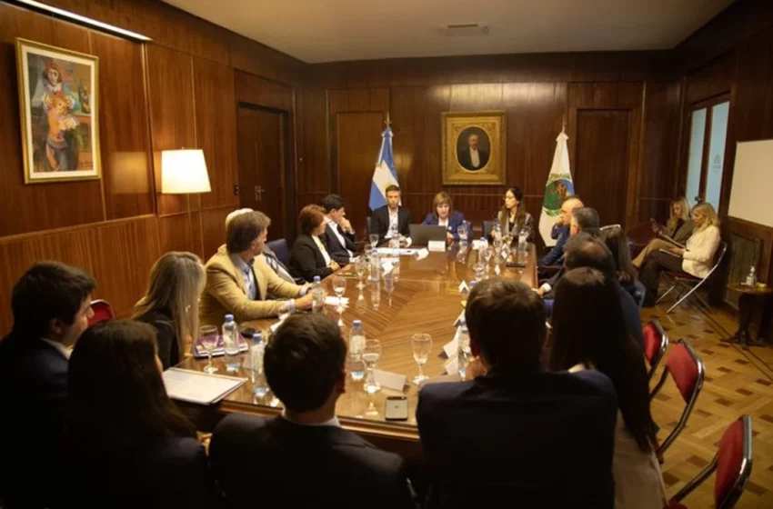  Bullrich se reúne con Villarruel: encuentro clave este viernes a las 12