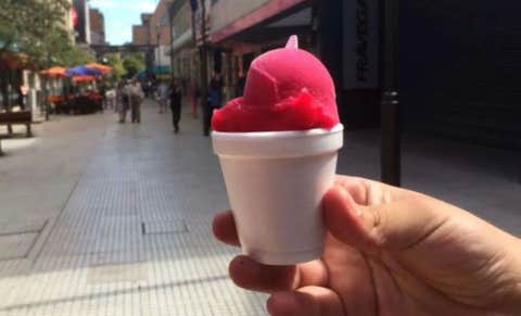 El Concejo capitalino aprobó una polémica ordenanza que declara de interés turístico a la achilata