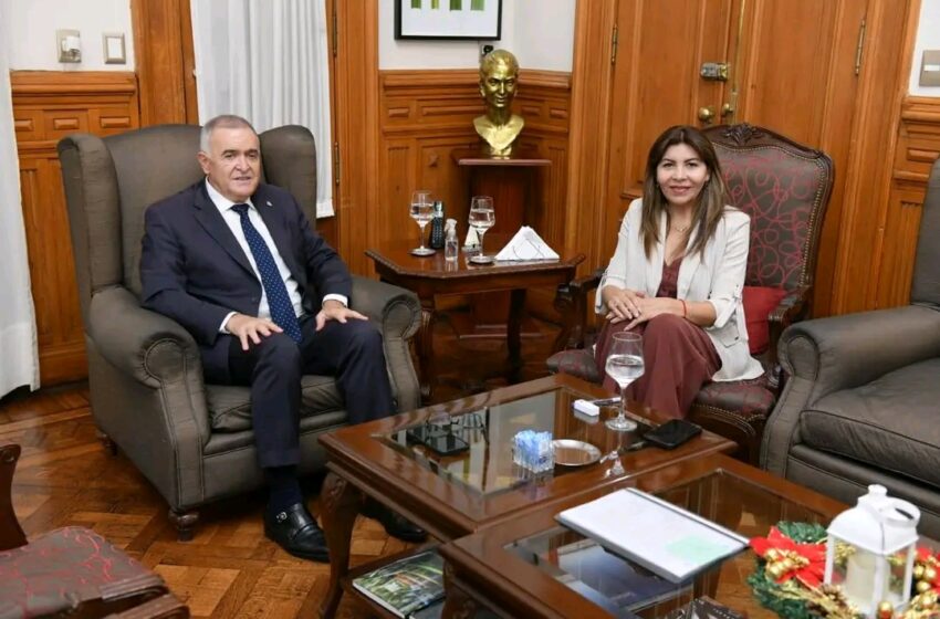  El gobernador Osvaldo Jaldo se reunió con la senadora nacional Sandra Mendoza