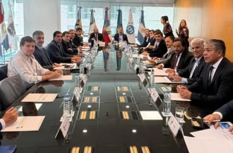 Fuerte caída en transferencias a provincias: tensión entre la Nación y las provincias