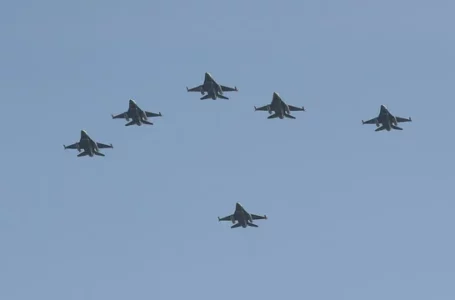 Con respaldo y financiamiento de EE.UU. bajo la administración Trump, llegaron los primeros F-16 a la Argentina