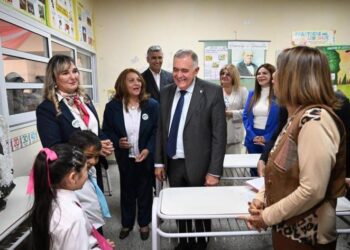 Jaldo confirmó que el bono también alcanzará a docentes privados y a policías retirados