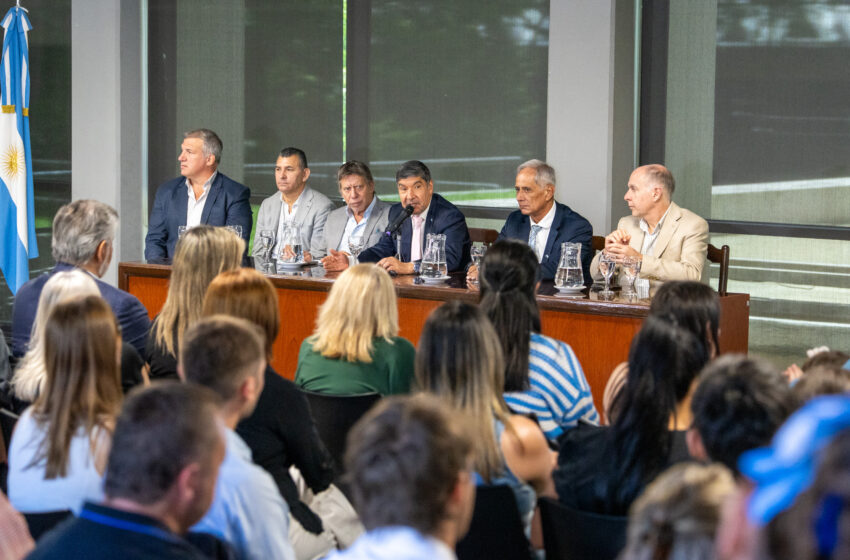  Con el reconocimiento a más de 200 deportistas, la Comisión de Deportes realizó su cierre anual