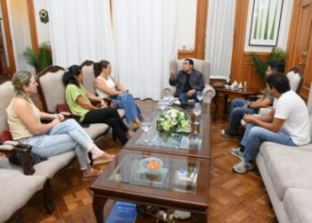 Sergio Mansilla recibió a autoridades del Club La Querencia