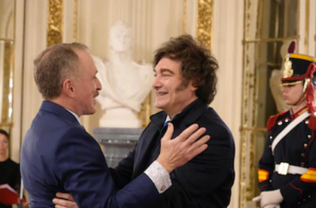 El embajador de EEUU en Argentina reafirmó el apoyo del gobierno a Javier Milei