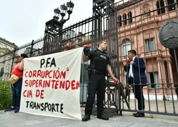 El cabo de la Policía Federal ratificó una denuncia por presunta corrupción y aseguró que no tiene miedo