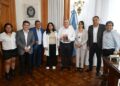 El Gobernador recibió a la joven escritora Paulina Guadalupe Quispe, quien presentará su primer libro con acompañamiento del Gobierno provincial