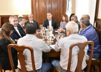 El gobierno recibe nuevamente al Frente Gremial Docente