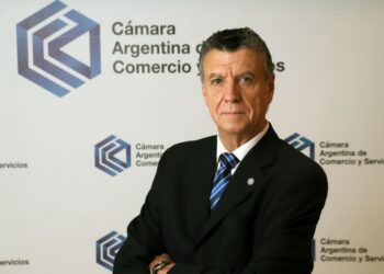 El presidente de la CAC advirtió que habrá cierres de empresas, pero respaldó el rumbo económico del Gobierno