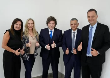 El Gobierno busca retomar la iniciativa tras el fallo por YPF, pero persisten tensiones internas y conflictos en agenda