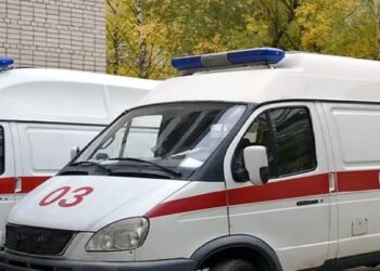 Roban una ambulancia y hallan una terrible sorpresa dentro