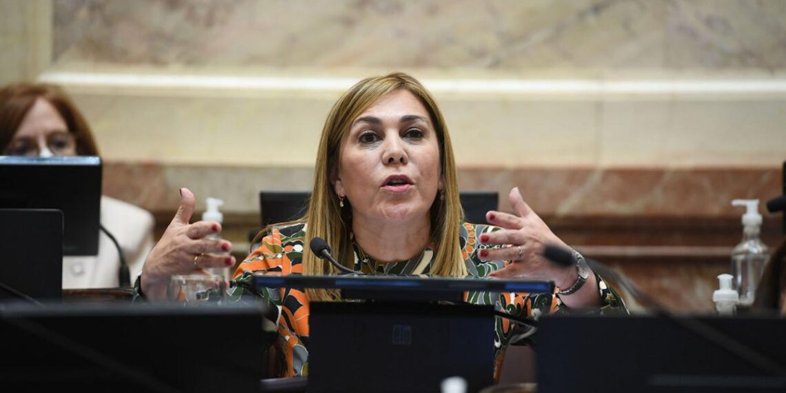 Beatriz Ávila exige explicaciones por el fin de “Volver al Trabajo” y advierte impacto en Tucumán