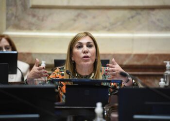 Beatriz Ávila exige explicaciones por el fin de “Volver al Trabajo” y advierte impacto en Tucumán