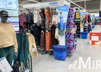 Crisis textil: caída del consumo, importaciones y altos costos ponen en jaque a las PYMES