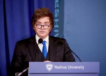 Milei convoca a su Gabinete para mostrar unidad en medio de la crisis por Adorni