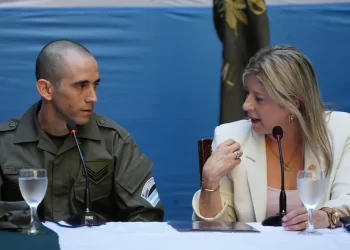 Milei recibe en Casa Rosada al gendarme Nahuel Gallo tras su liberación en Venezuela