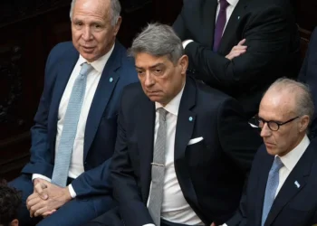 El Gobierno recurre a la Corte Suprema por la reforma laboral y busca una definición urgente