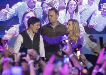 Tensiones en el oficialismo complican la agenda reformista del Gobierno