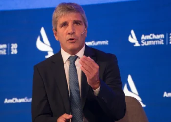 Caputo anunció nuevas inversiones y el RIGI ya proyecta US$95.000 millones