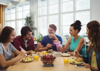 Juntada con amigos: ¿qué comen los argentinos?