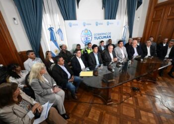 El Gobernador expresó condolencias a las familias de las víctimas del temporal en Tucumán