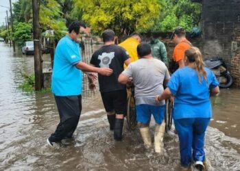 Defensa Civil trabaja intensamente en las áreas más afectadas por las inundaciones