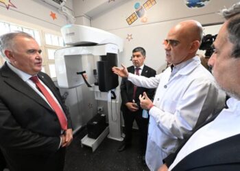 Jaldo inauguró un tomógrafo odontológico pediátrico para el Hospital del Niño Jesús