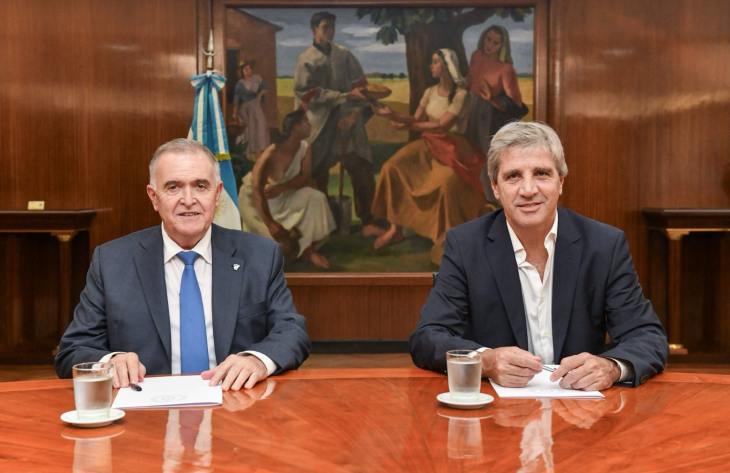 Jaldo recibió de Nación la copia de la adjudicación del Acueducto de Vipos