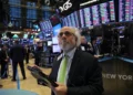 Mercados en tensión: caen acciones argentinas en Wall Street, pero el riesgo país perfora los 540 puntos