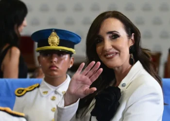Villarruel ironizó en redes en medio del escándalo por la casa de Adorni