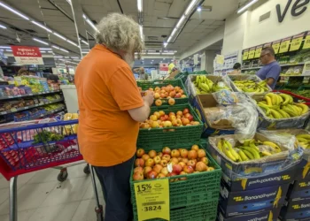 El Gobierno festeja una baja de la inflación, pero la economía real sigue sin reaccionar