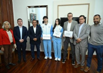 Reconocimiento a karatecas tucumanos por su desempeño en los Juegos Odesur Panamá 2026