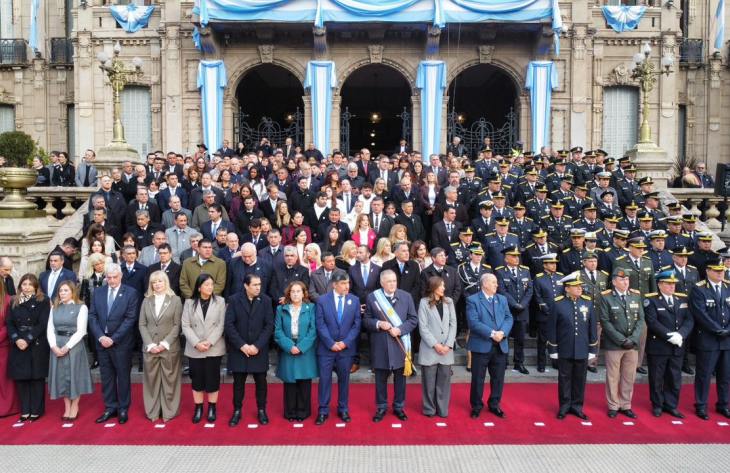 Jaldo presidió los actos por un nuevo aniversario de la Revolución de Mayo