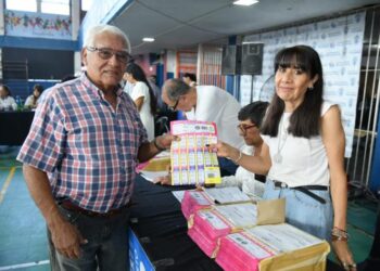 La Provincia retoma la entrega del boleto gratuito para jubilados desde el 1° de junio