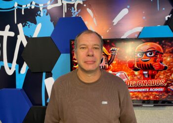 Ariel Osatinsky explotó contra el Gobierno en nuestro programa: “Están destruyendo la educación pública y condenando a miles de familias a la pobreza”