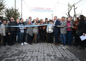 Jaldo inauguró obras históricas en Cebil Redondo y anunció una nueva policlínica para más de 30 mil vecinos