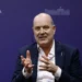 Sturzenegger profundiza la motosierra: el Gobierno acelera una nueva etapa de recortes en el Estado