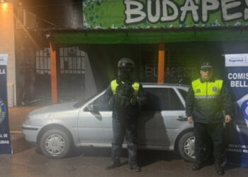 Lo detuvieron por estacionar frente a la casa de su ex pareja en Bella Vista y realizar llamadas amenazantes