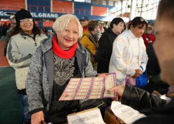 Desde hoy se realiza una nueva entrega del boleto gratuito para jubilados