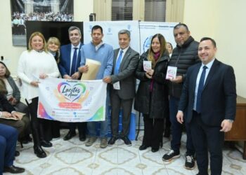 Entregaron constitución y normal funcionamiento a organizaciones civiles