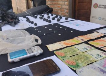 Cinco aprehendidos y secuestro de drogas en distintos procedimientos contra el narcomenudeo