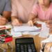 Más de $1,4 millones para no ser pobre: cuánto necesita hoy una familia argentina para llegar a fin de mes