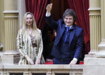 Reordenamiento en la Jefatura de Gabinete: niegan una interna con Santiago Caputo y aseguran que los cambios fueron consensuados