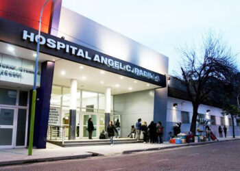 Brutal asalto en Concepción: ladrones golpearon a un hombre con su propio bastón y terminó internado