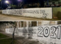 Manzur 2027: las pintadas que lo promocionan ya tienen una respuesta con ironía en las calles tucumanas