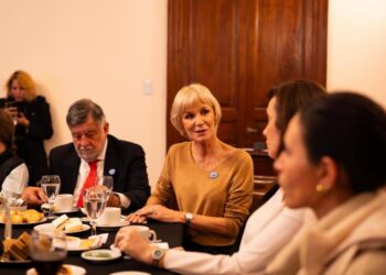 Catalina Lonac negó ser candidata del manzurismo para la Intendencia de la Capital