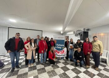 Silvana Heredia participó de un conversatorio sobre estrategias escolares para adolescentes con TEA